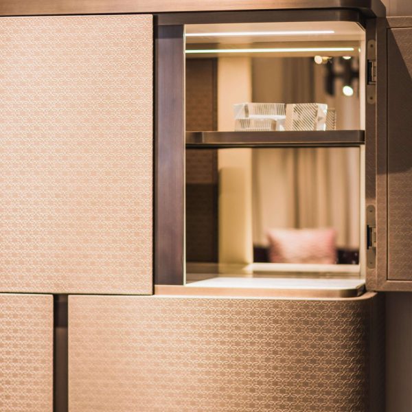 21st Century Art Déco Elie Saab Maison Leather Marble Essence Bar Cabinet, Italy - Image 6